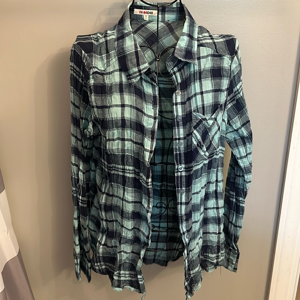 Women’s size M plaid shirt